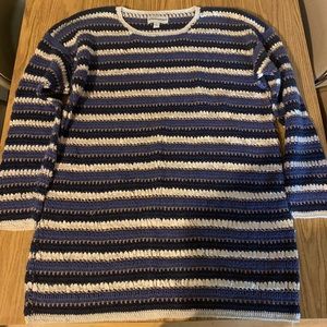 Oversized knitted sweater